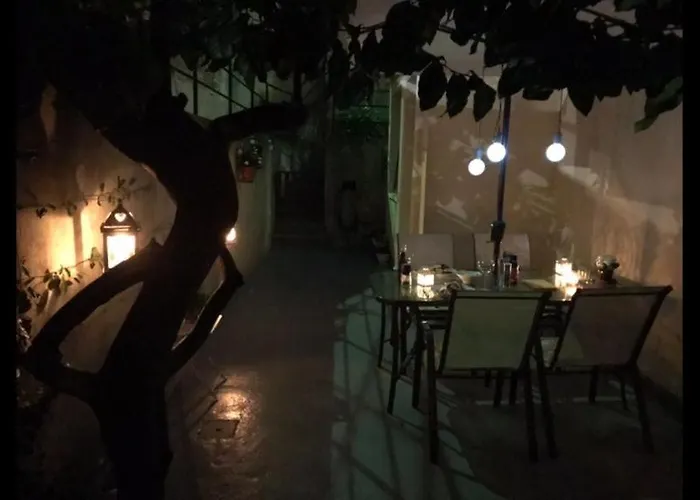 Grande Bilocale Con Posto Auto Privato E Giardino Apartamento *